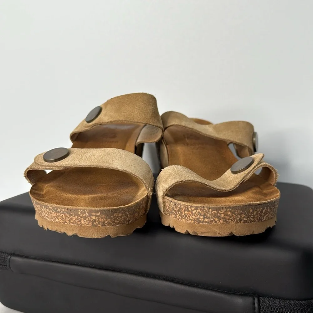 Yokono Tan Wedge Sandals Size 8